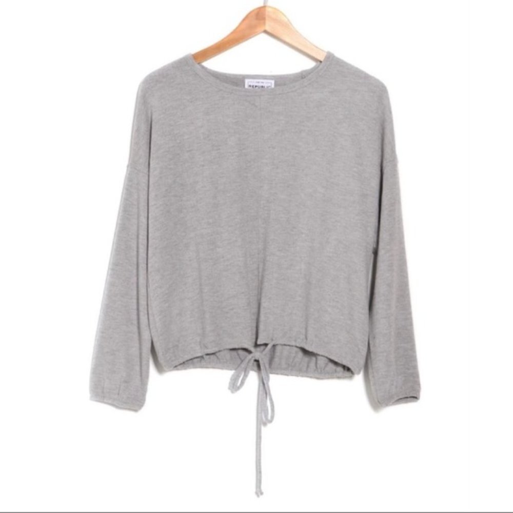NWOT For The Republic Gray Sweatshirt - Picture 3 of 7
